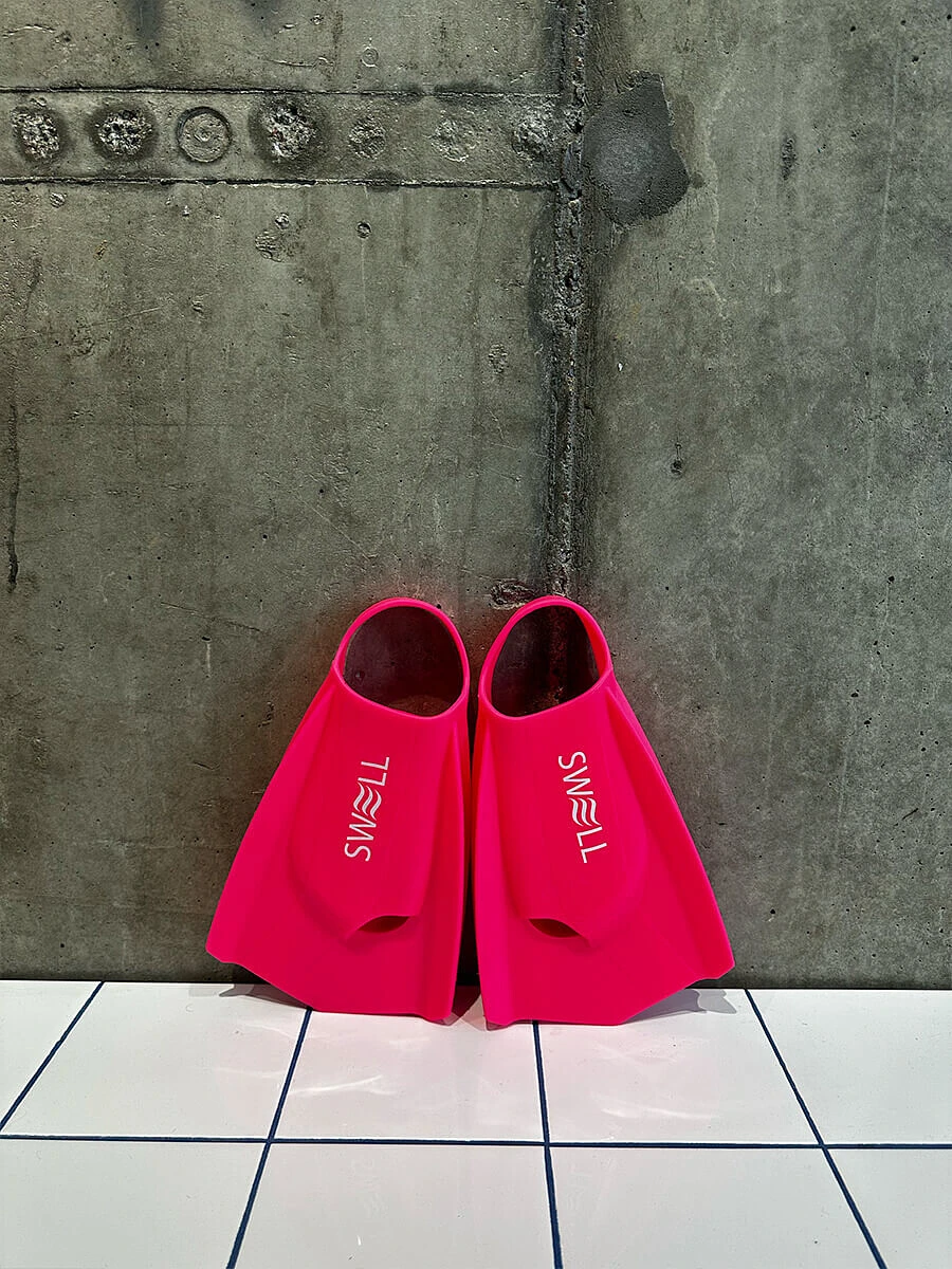 SWELL Ласты для плавания PRO Fins pink